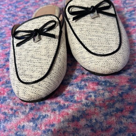 NAUTICA slip on flats - Picture 3 of 3